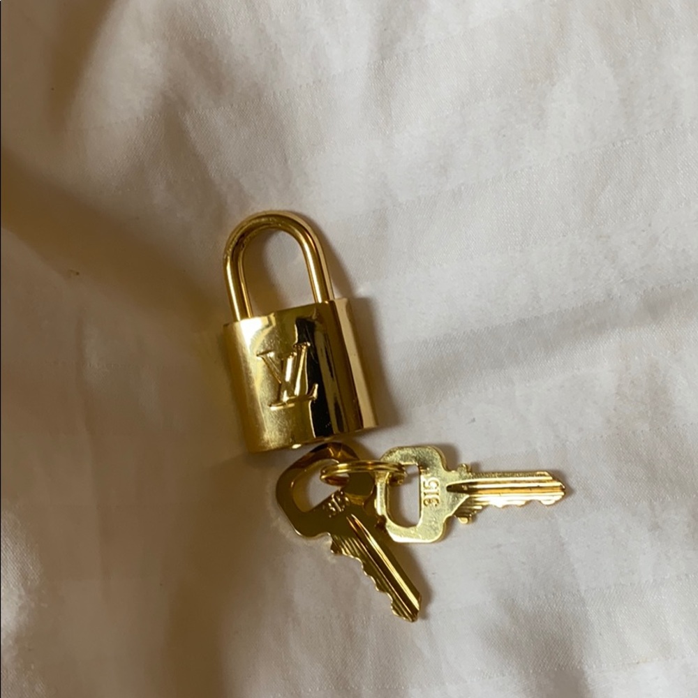 Lv lock & key